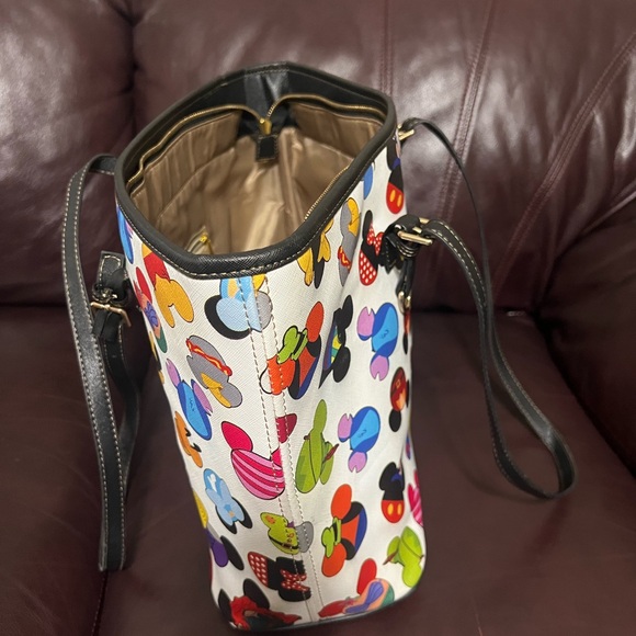 End of year $ale!!Mickey Mouse Tote - Picture 3 of 8